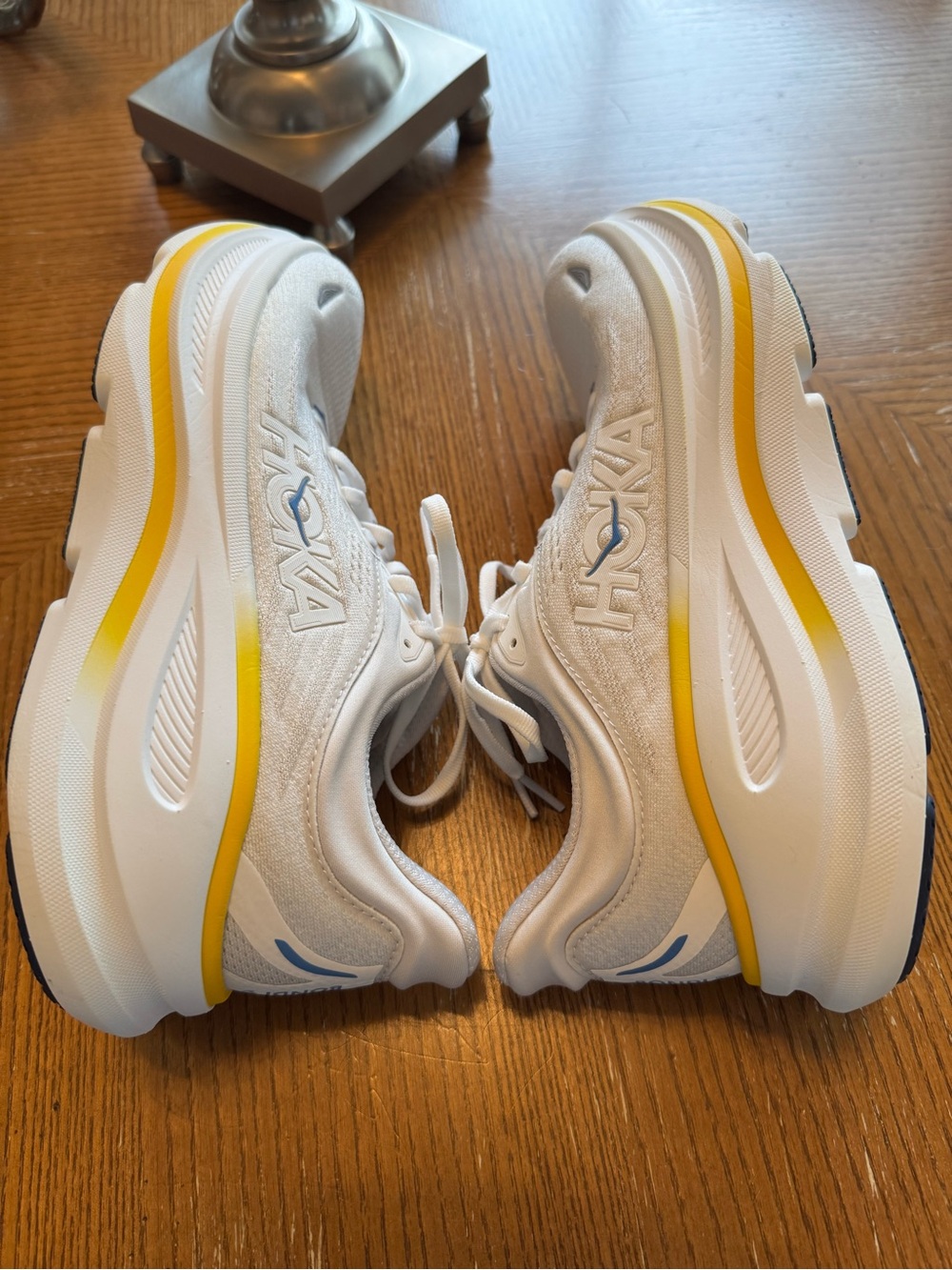 Hoka Bondi 9, Women, 8B White Grout/Yellow Trim Athletic Shoes Like New